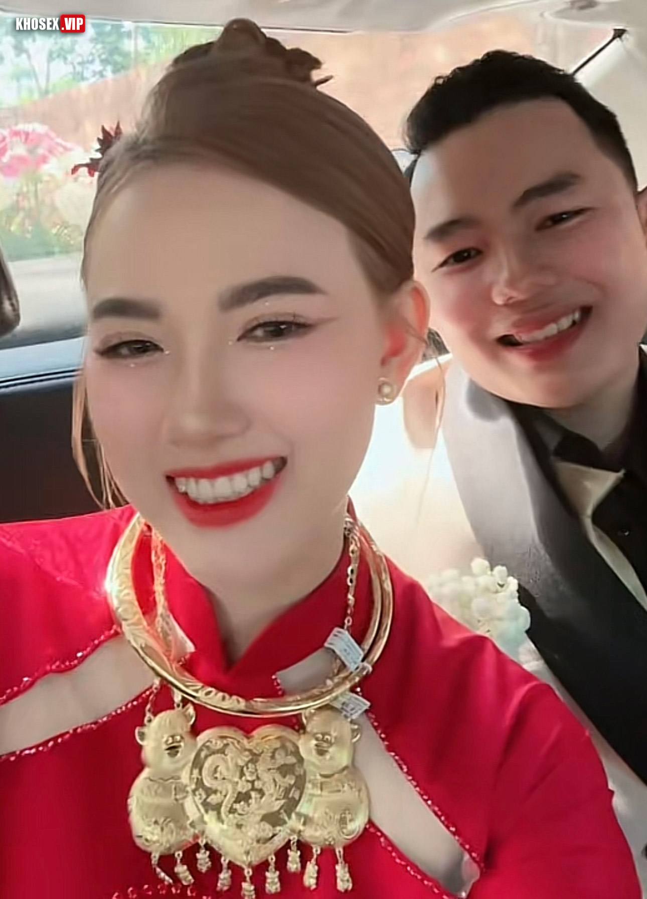 Clip sex Chú rể địt cô dâu trong đám cưới Phần 2 hậu sau đám cưới (Full clip + Pic) 23 Clip sex Chú rể địt cô dâu trong đám cưới Phần 2 hậu sau đám cưới (Full clip + Pic) - Hình 04