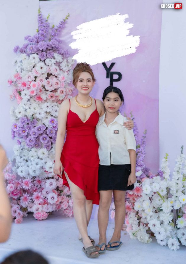 Clip sex Chú rể địt cô dâu trong đám cưới Phần 2 hậu sau đám cưới (Full clip + Pic) 27 Clip sex Chú rể địt cô dâu trong đám cưới Phần 2 hậu sau đám cưới (Full clip + Pic) - Hình 08