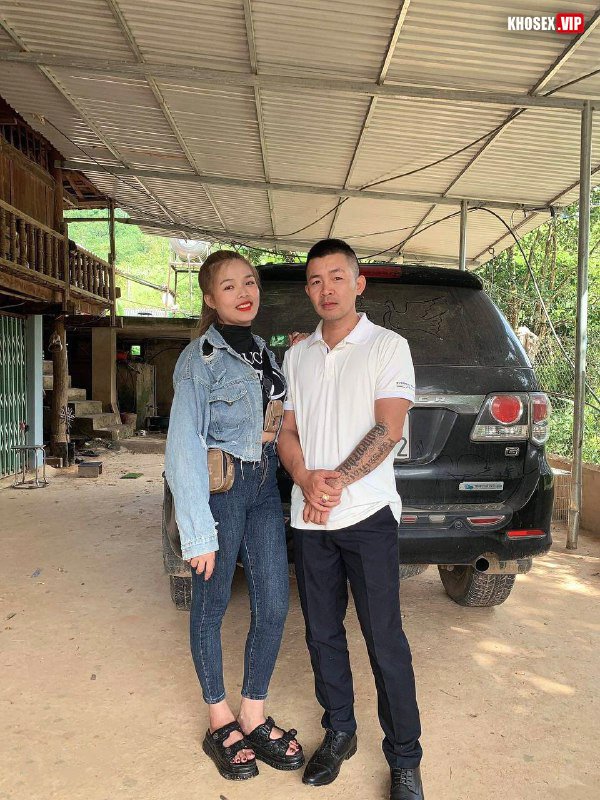 Lộ clip sex cặp vợ chồng vùng cao chịch vợ sướng rên la (Full Clip + Pic) - Hình 06