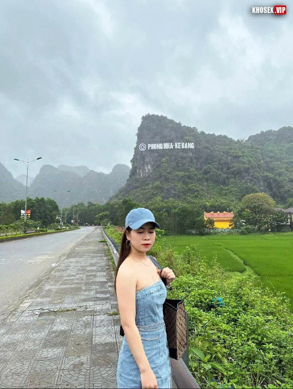 Chơi public dừng xe giữa đường doggy em bên xe ôtô (Full Clip + Pic) 12 Chơi public dừng xe giữa đường doggy em bên xe ôtô (Full Clip + Pic) - Hình 02