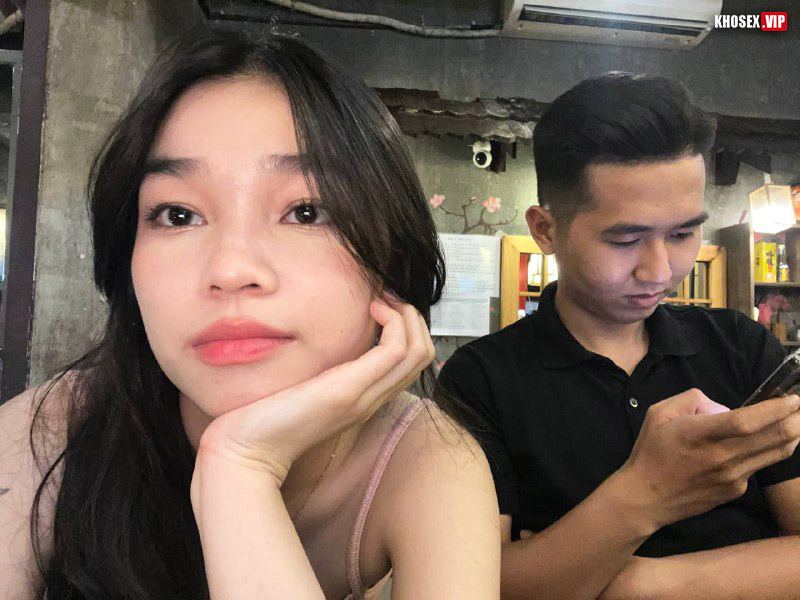 Clip sex Em teen xinh và bạn trai, em bú cái nét dâm quá - Phần 2 23 Clip sex Em teen xinh và bạn trai, em bú cái nét dâm quá - Phần 2 -Hình 05