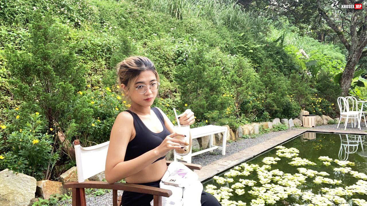Cu anh dài quá em cưỡi ngựa nứng chịu không nổi - Phần 2 17 Cu anh dài quá em cưỡi ngựa nứng chịu không nổi - Phần 2 - Hình 06