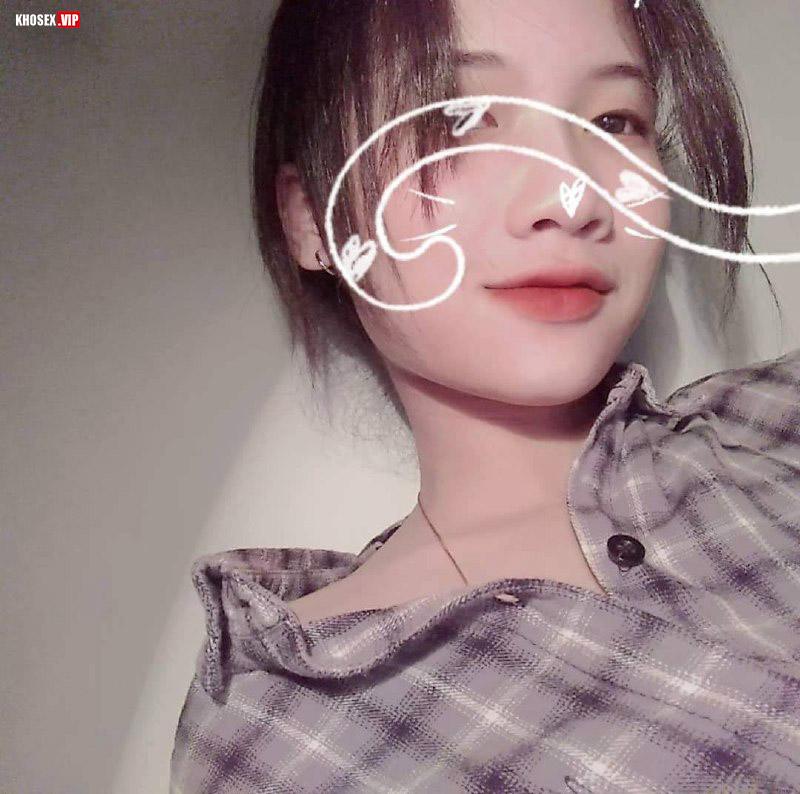 Lộ clip sex em gái xinh bị người yêu chịch rung cả giường (Full Clip + Pic) - Phần 1 24 Lộ clip sex em gái xinh bị người yêu chịch rung cả giường (Full Clip + Pic) - Phần 1 - Hình 01