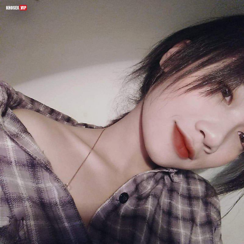 Lộ clip sex em gái xinh bị người yêu chịch rung cả giường (Full Clip + Pic) - Phần 1 25 Lộ clip sex em gái xinh bị người yêu chịch rung cả giường (Full Clip + Pic) - Phần 1 - Hình 02