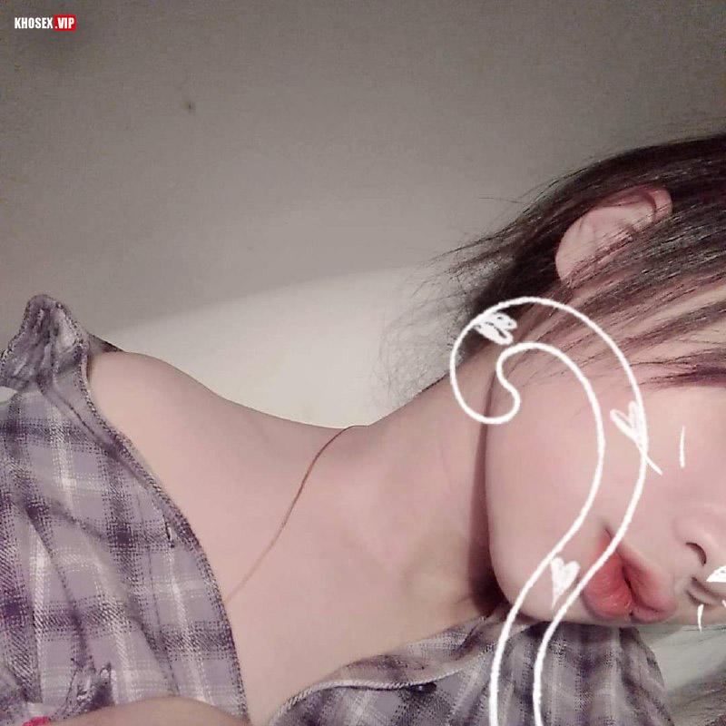 Lộ clip sex em gái xinh bị người yêu chịch rung cả giường (Full Clip + Pic) - Phần 1 26 Lộ clip sex em gái xinh bị người yêu chịch rung cả giường (Full Clip + Pic) - Phần 1 - Hình 03