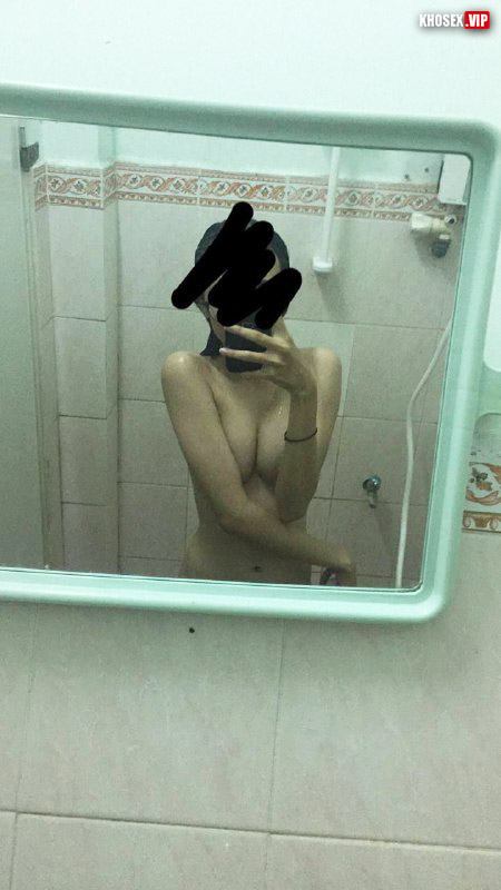 Lộ clip sex em học sinh đeo kính mặc áo dài địt với bạn trai (Full Clip + Pic) - Hình 25