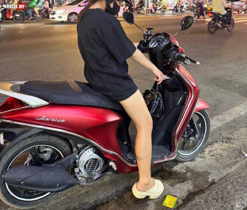Vợ dâm thích đụ public chơi some (Full Clip + Pic) - Phần 3 - Hình 06