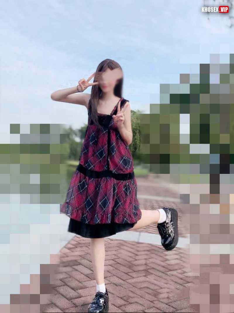 Luận Loan em gái Tung của (Full Clip + Pic) - Phần 1 - Hình 05