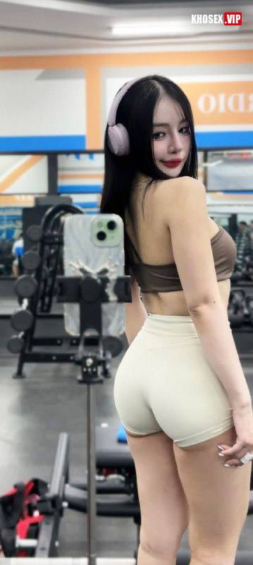 Full Clip Siêu Phẩm Tiffany Thư Gymer mặt xinh khẩu dâm Cu Em To Hơn Mấy Thằng Người Yêu Cũ Của Chị (Update Video + Pic) - Hình 10