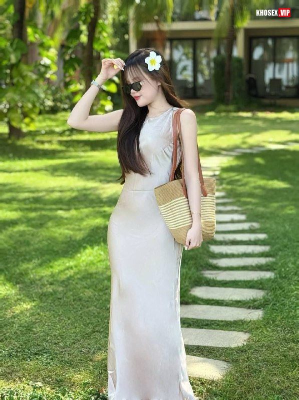 Lộ clip sex cặp vợ chồng đụ nhau cạnh cửa kính cho người khác thấy (Full Clip + Pic) - Phần 1 8 Lộ clip sex cặp vợ chồng đụ nhau cạnh cửa kính cho người khác thấy (Full Clip + Pic) - Phần 1 - Hình 02